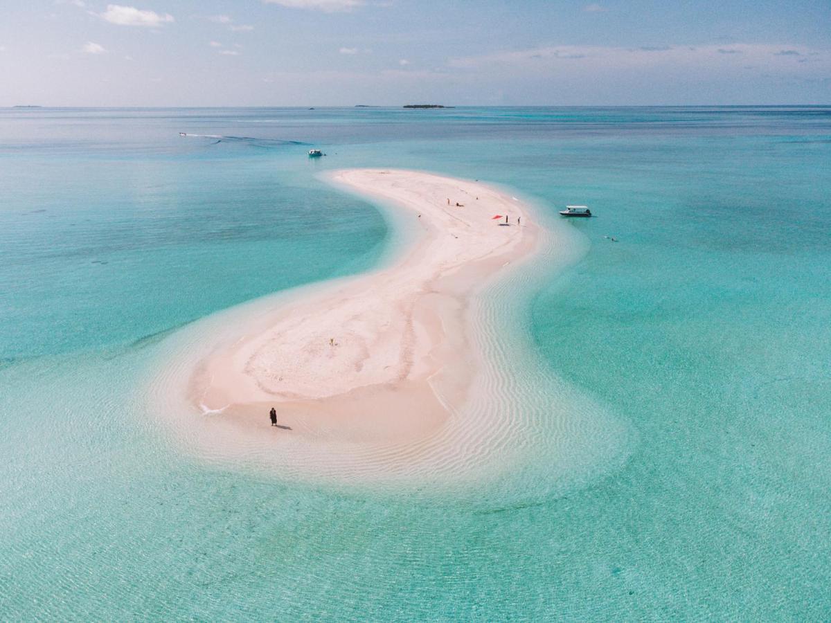 Reef Edge Thulusdhoo, Maldives Exterior foto
